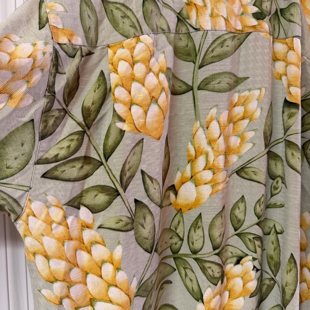 Tommy Bahama Silk Aloha Hawaiian Tropical Men's Lg Yellow & Green Floral Shirt - Picture 9 of 10